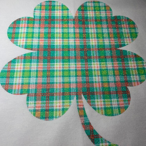 NWOT St Patrick’s Day Ruffle Raglan w/Plaid Clover - Picture 5 of 7